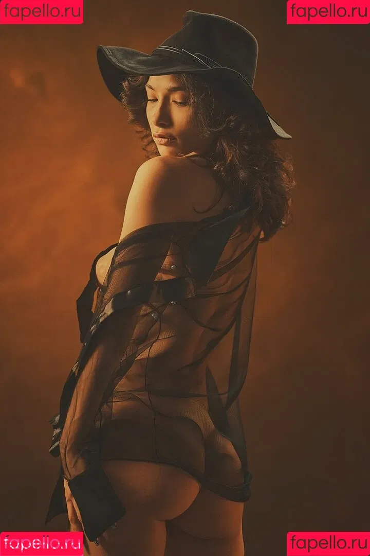 Lily Hayjes / Nikol Beylik / Wandaweb / nikolxxnikol / pronixyy Onlyfans Photo Gallery 