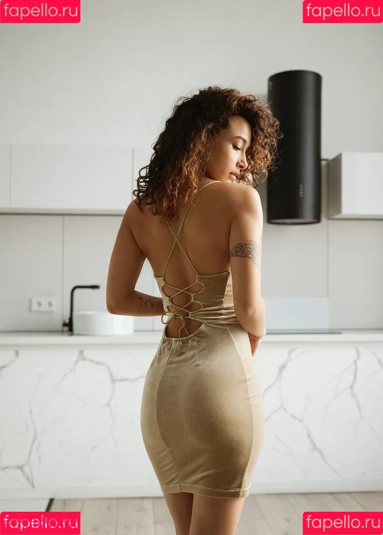 Lily Hayjes / Nikol Beylik / Wandaweb / nikolxxnikol / pronixyy Onlyfans Photo Gallery 