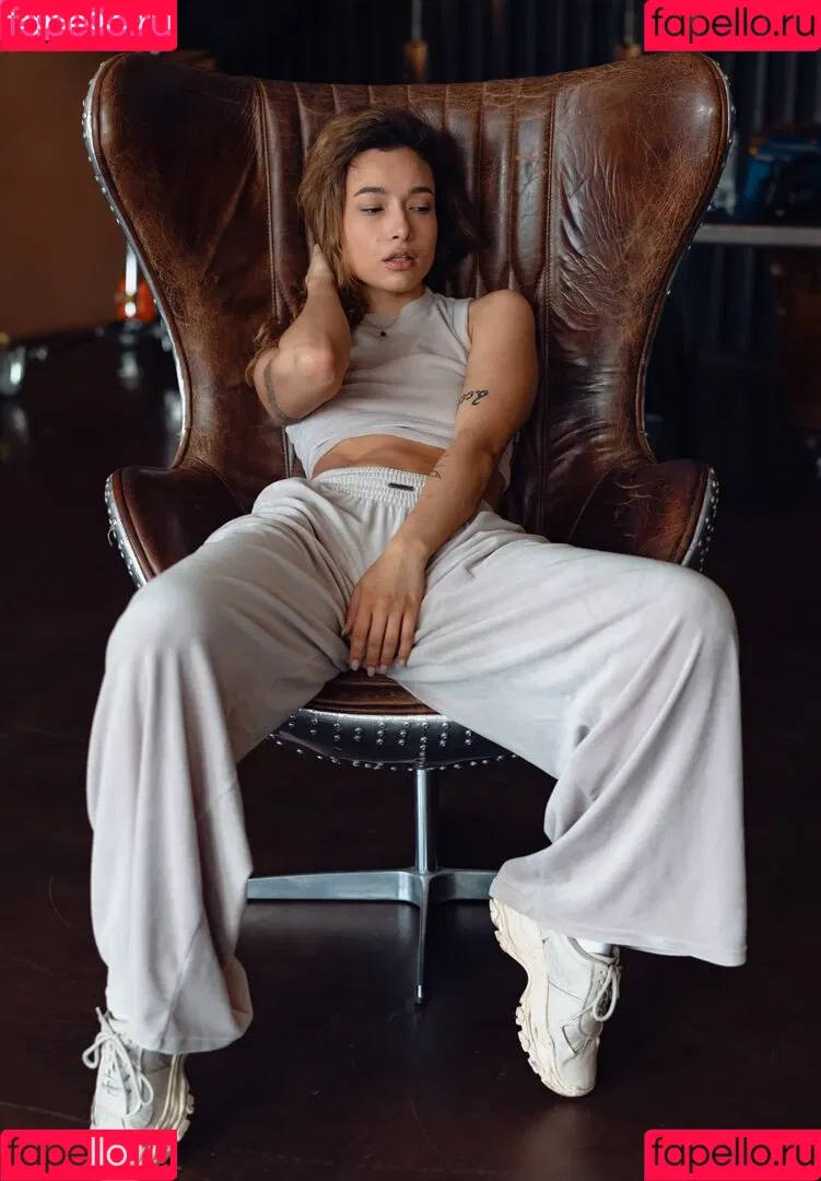 Lily Hayjes / Nikol Beylik / Wandaweb / nikolxxnikol / pronixyy Onlyfans Photo Gallery 