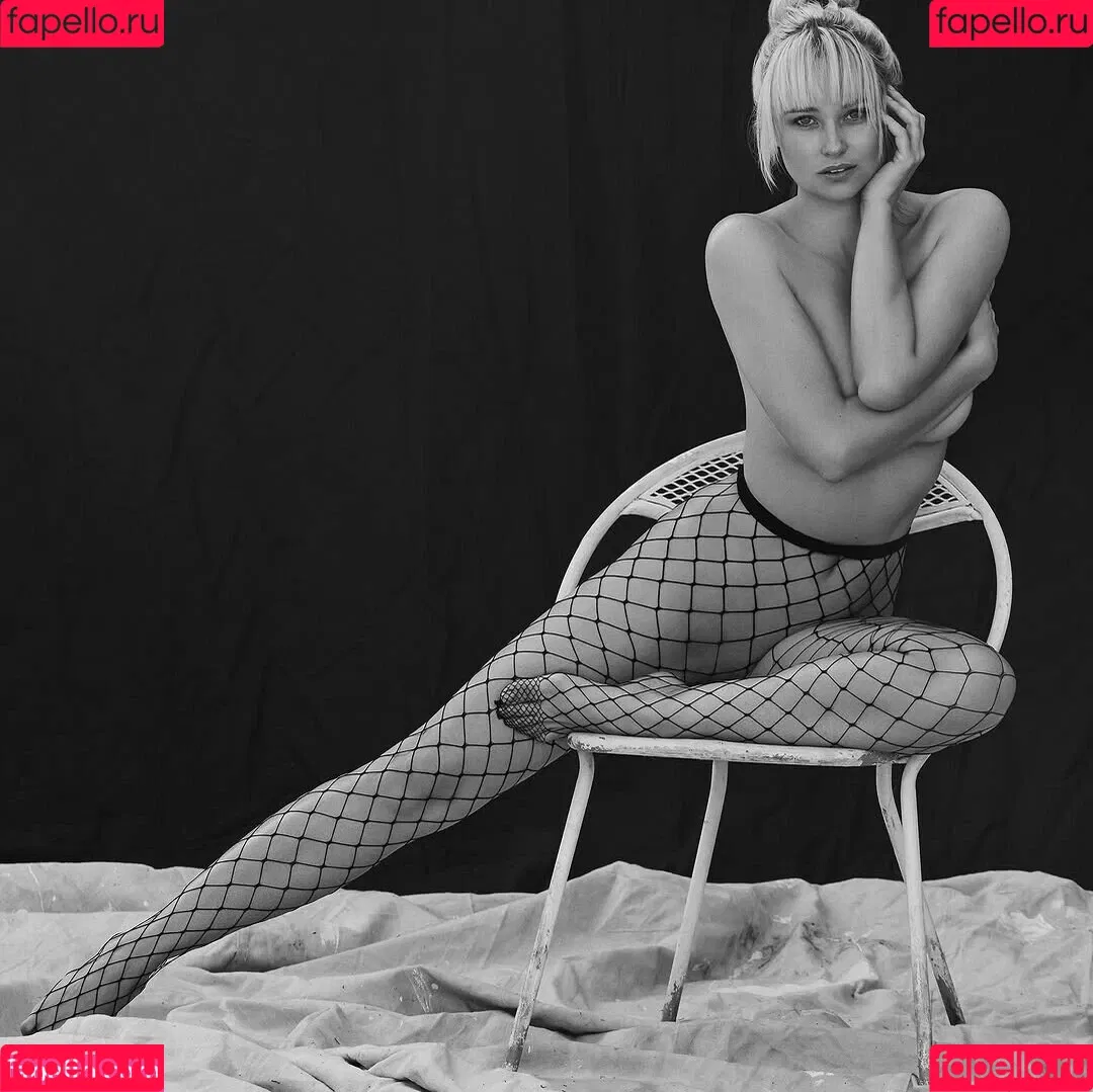 Genevieve Morton / genevievemorton Onlyfans Photo Gallery 