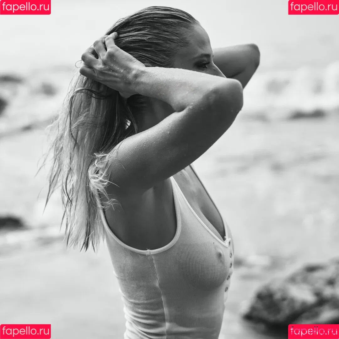 Genevieve Morton / genevievemorton Onlyfans Photo Gallery 