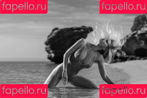 Genevieve Morton Nude Onlyfans Photo 3