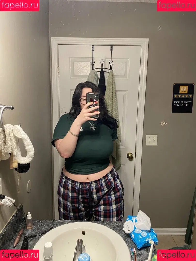brattystoner19 / itiskodi Onlyfans Photo Gallery 