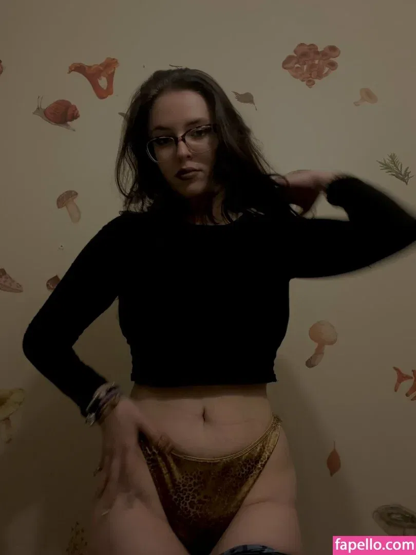 brattystoner19 / itiskodi Onlyfans Photo Gallery 