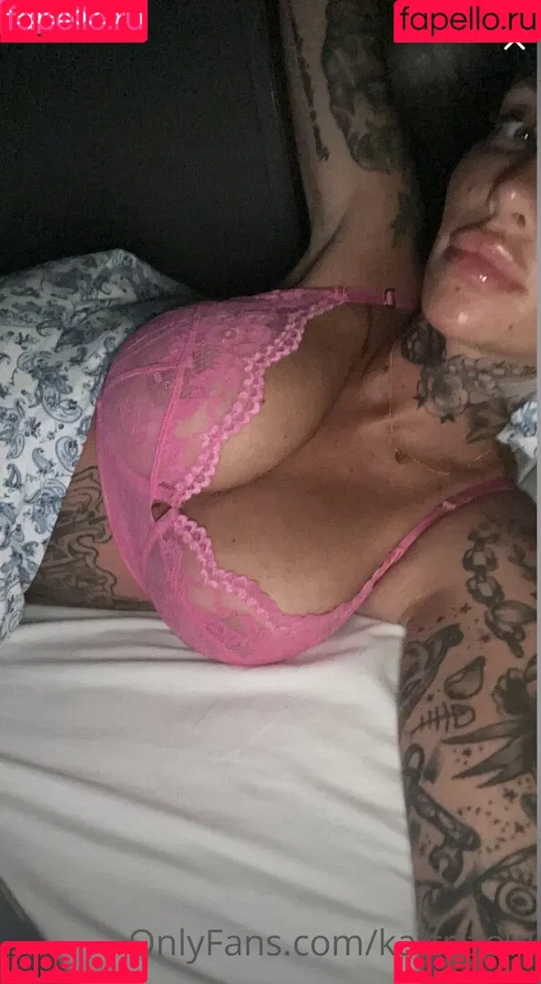 Kattpaow / Paulina Danielsson Onlyfans Photo Gallery 