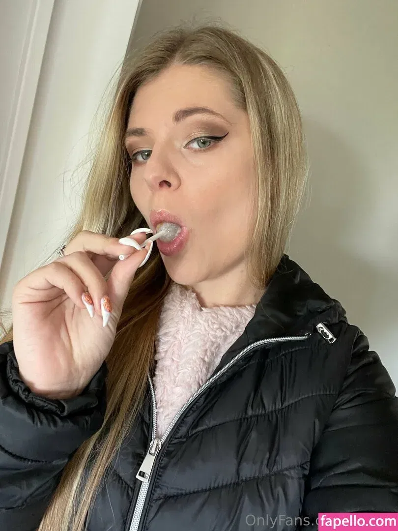 RheiaaPrime / Rheiaeilish / _rheiaa / rheiaa Onlyfans Photo Gallery 