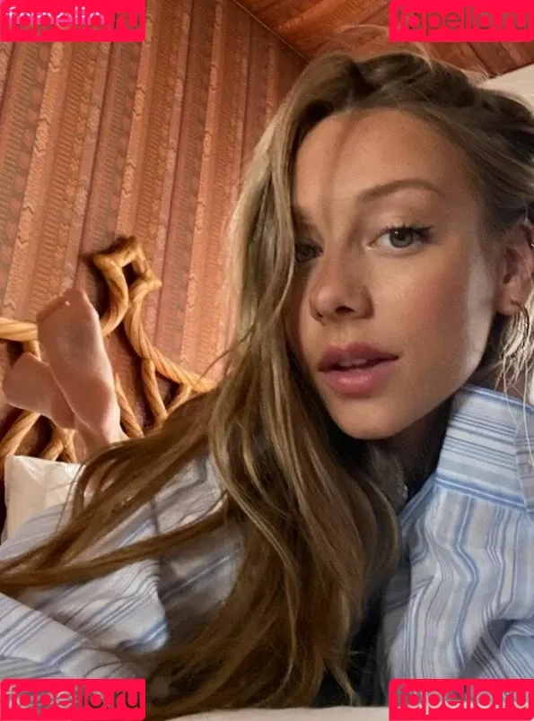 Ester Expósito / ester_exposito / esterexpositto Onlyfans Photo Gallery 