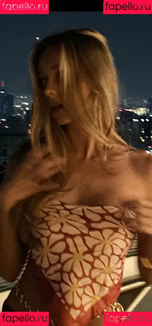 Ester Expósito / ester_exposito / esterexpositto Onlyfans Photo Gallery 