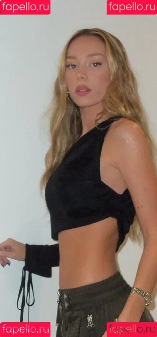 Ester Expósito / ester_exposito / esterexpositto Onlyfans Photo Gallery 