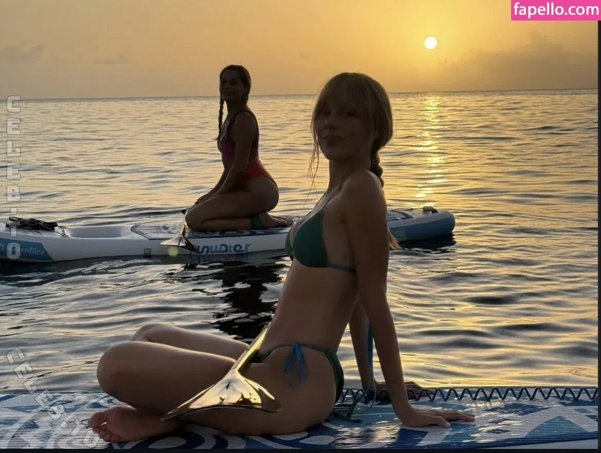 Ester Expósito / ester_exposito / esterexpositto Onlyfans Photo Gallery 