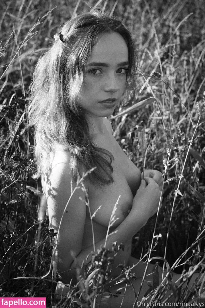 Rinaalyys / Rinna Ly Onlyfans Photo Gallery 