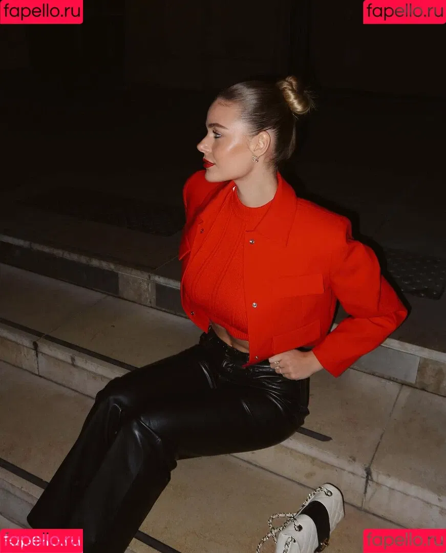 Emilia / Emilia Bte / emiliaofficial Onlyfans Photo Gallery 