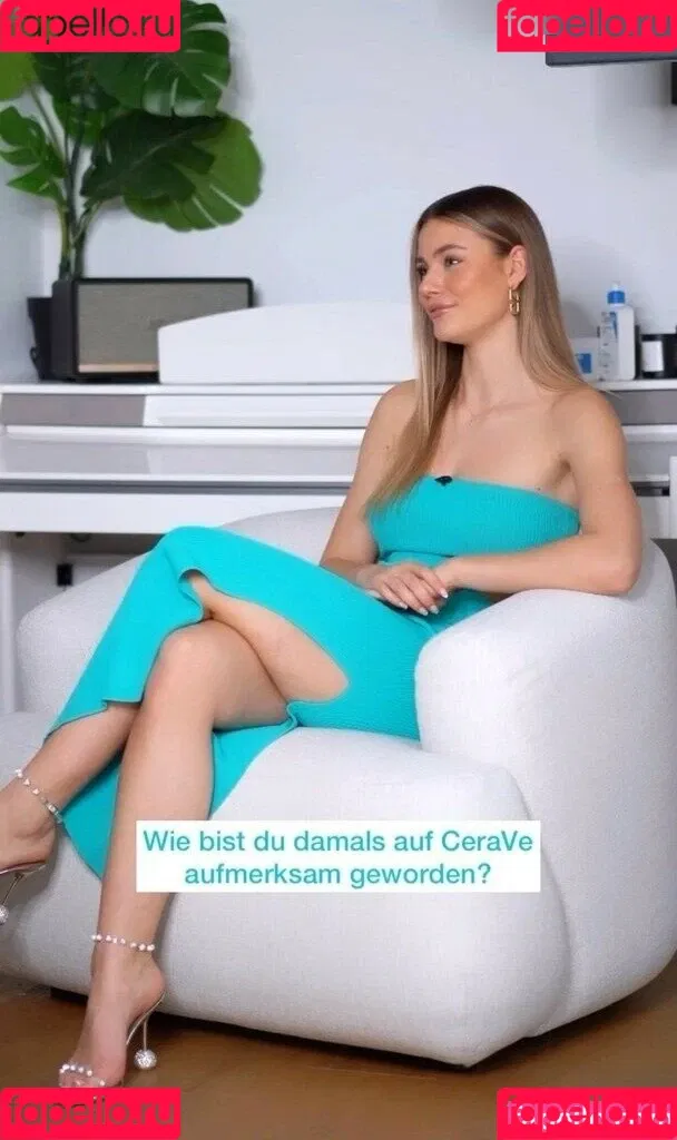 Emilia / Emilia Bte / emiliaofficial Onlyfans Photo Gallery 