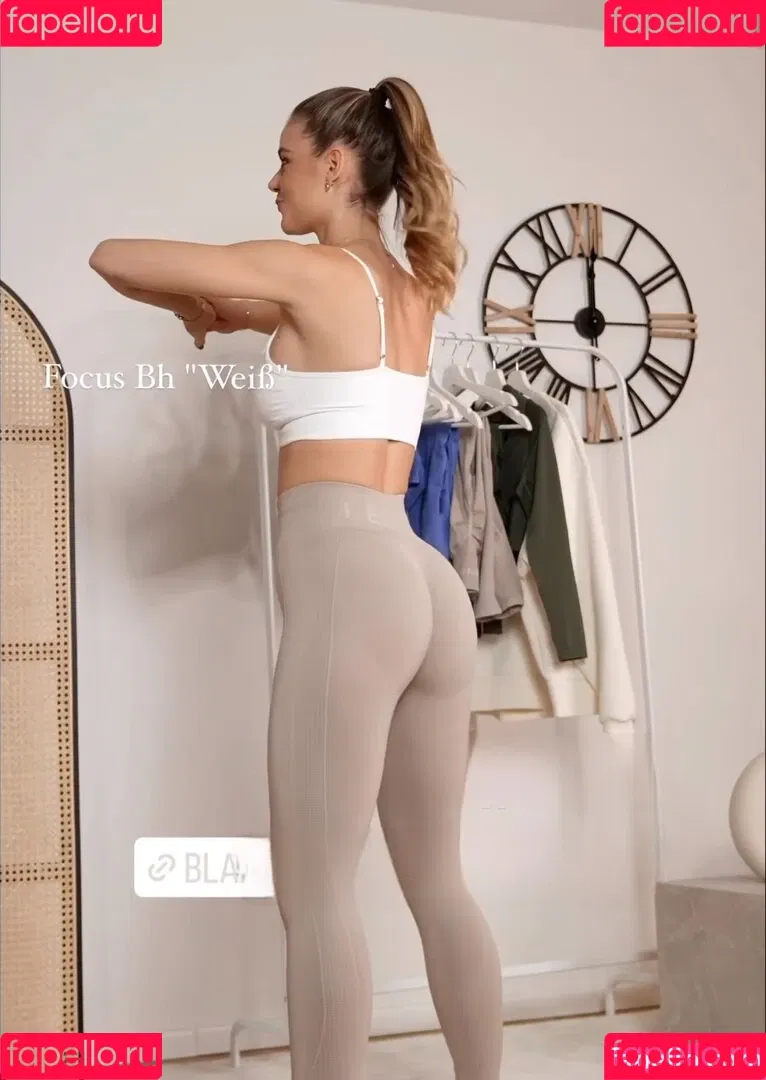 Emilia / Emilia Bte / emiliaofficial Onlyfans Photo Gallery 