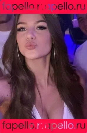 Emilia / Emilia Bte / emiliaofficial Onlyfans Photo Gallery 