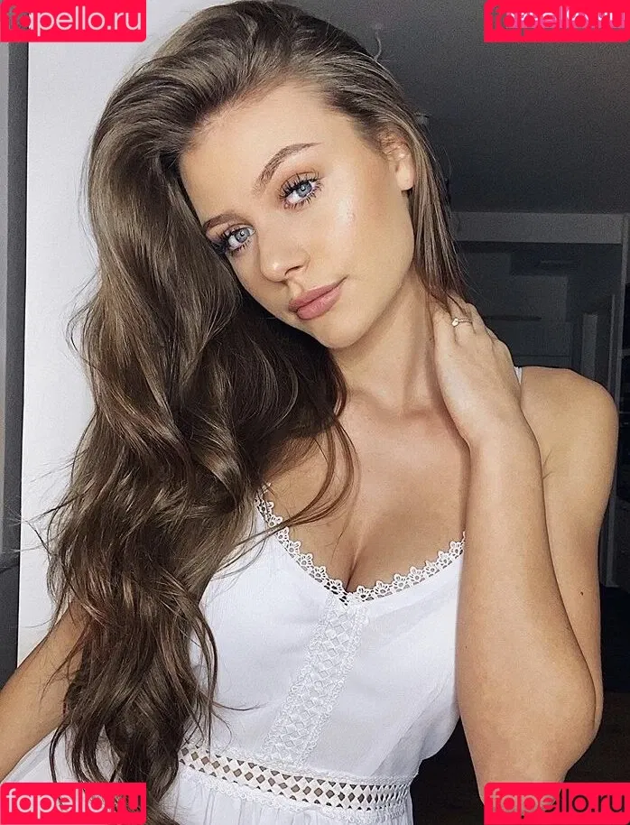 Emilia / Emilia Bte / emiliaofficial Onlyfans Photo Gallery 
