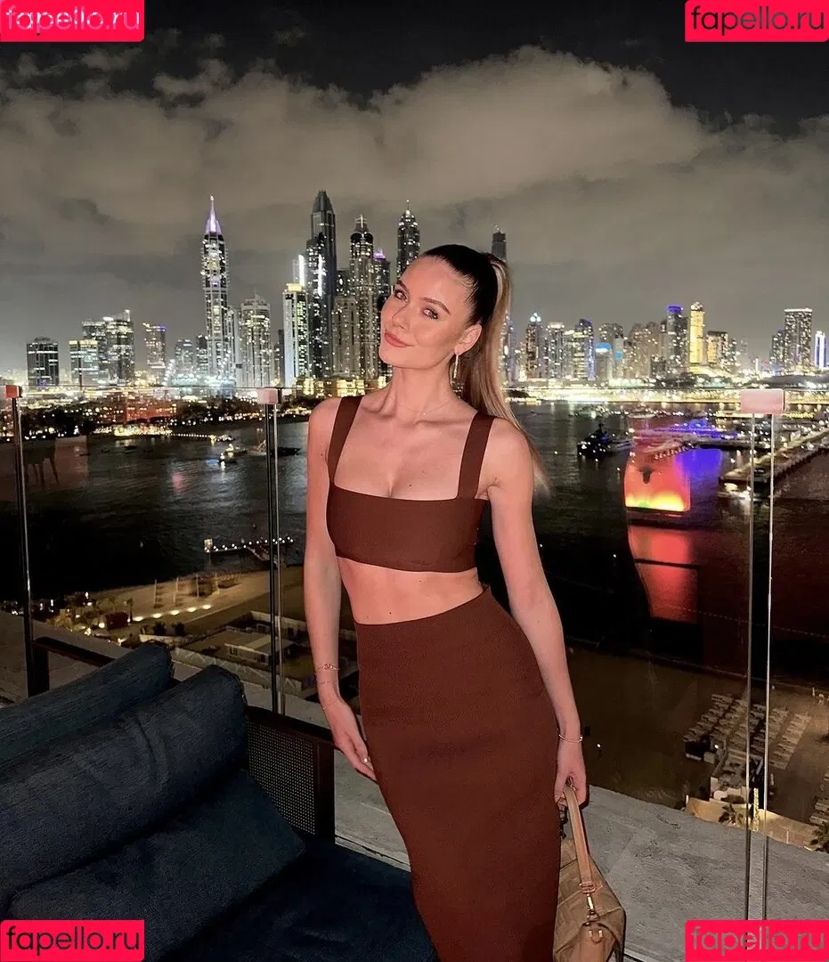 Emilia / Emilia Bte / emiliaofficial Onlyfans Photo Gallery 