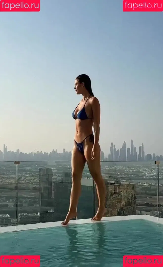 Emilia / Emilia Bte / emiliaofficial Onlyfans Photo Gallery 