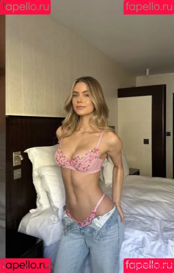 Emilia / Emilia Bte / emiliaofficial Onlyfans Photo Gallery 