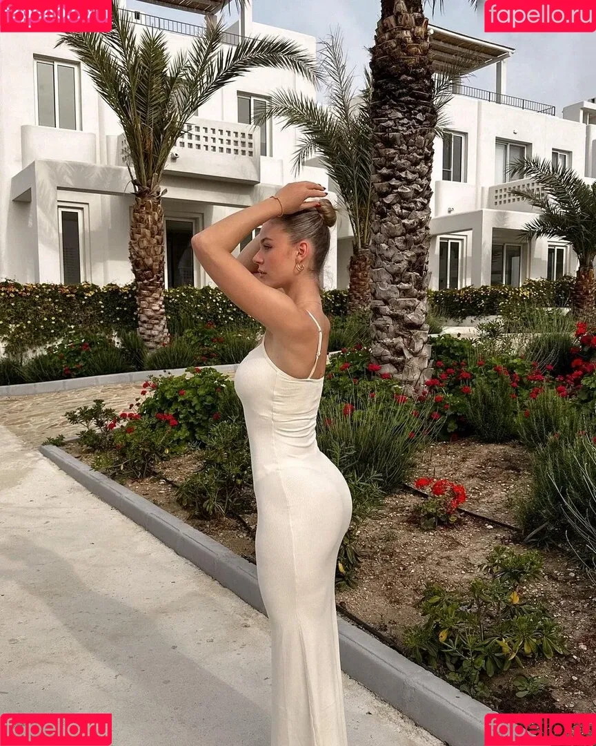 Emilia / Emilia Bte / emiliaofficial Onlyfans Photo Gallery 