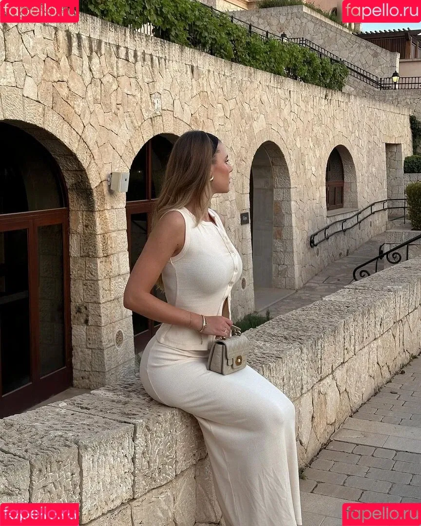 Emilia / Emilia Bte / emiliaofficial Onlyfans Photo Gallery 