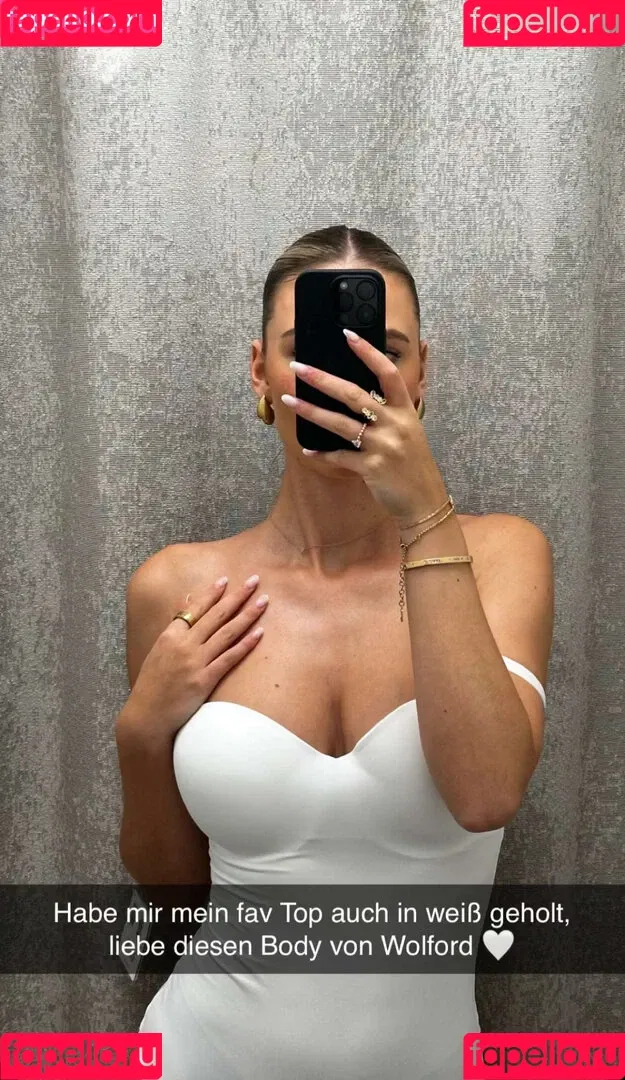 Emilia / Emilia Bte / emiliaofficial Onlyfans Photo Gallery 