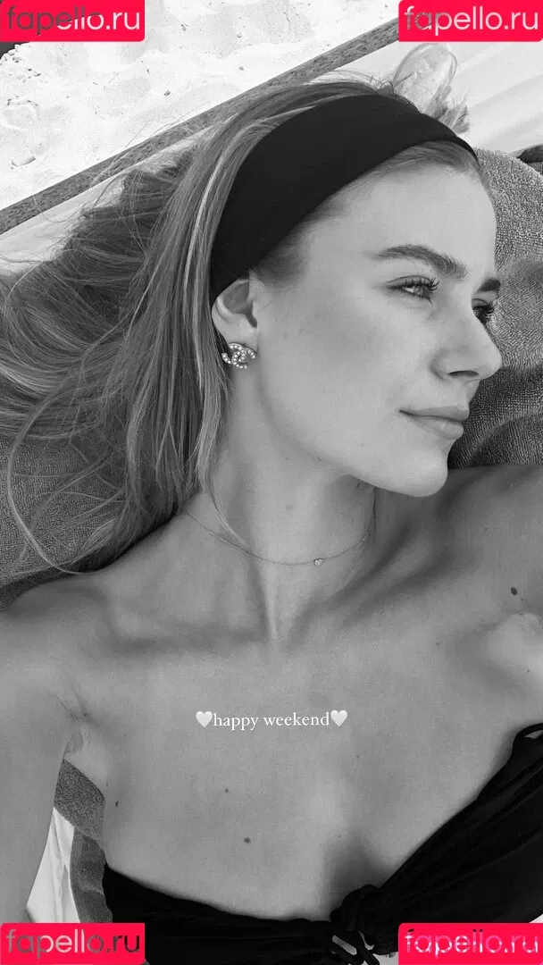 Emilia / Emilia Bte / emiliaofficial Onlyfans Photo Gallery 