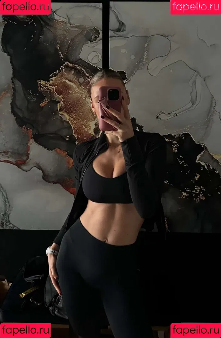 Emilia / Emilia Bte / emiliaofficial Onlyfans Photo Gallery 