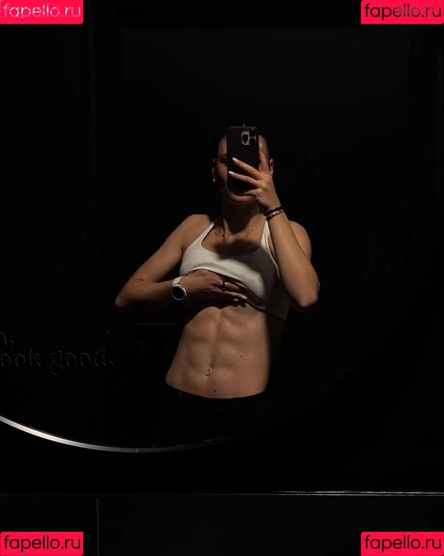 Emilia / Emilia Bte / emiliaofficial Onlyfans Photo Gallery 