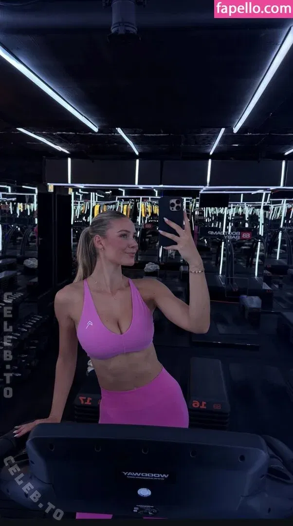 Emilia / Emilia Bte / emiliaofficial Onlyfans Photo Gallery 