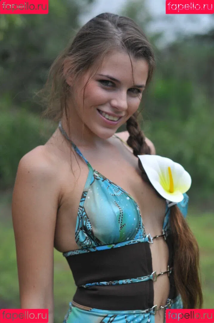 AmourAngels / amourangels_official / jia_lissa Onlyfans Photo Gallery 