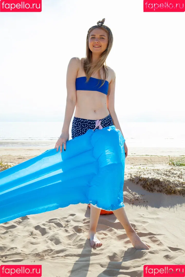 AmourAngels / amourangels_official / jia_lissa Onlyfans Photo Gallery 