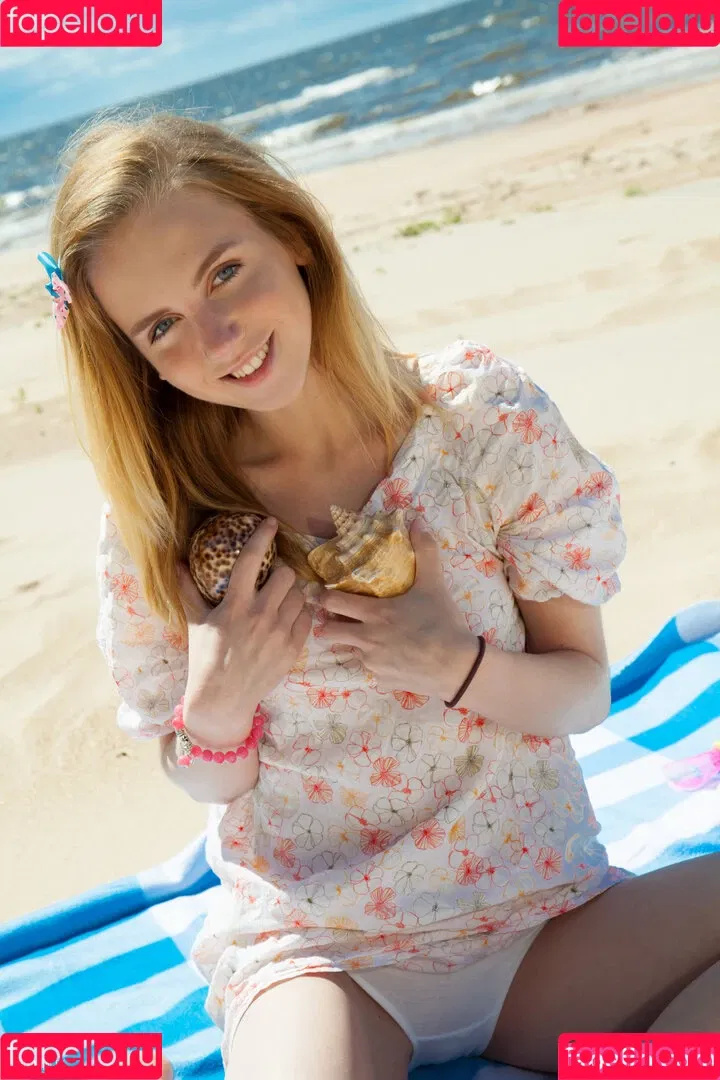 AmourAngels / amourangels_official / jia_lissa Onlyfans Photo Gallery 
