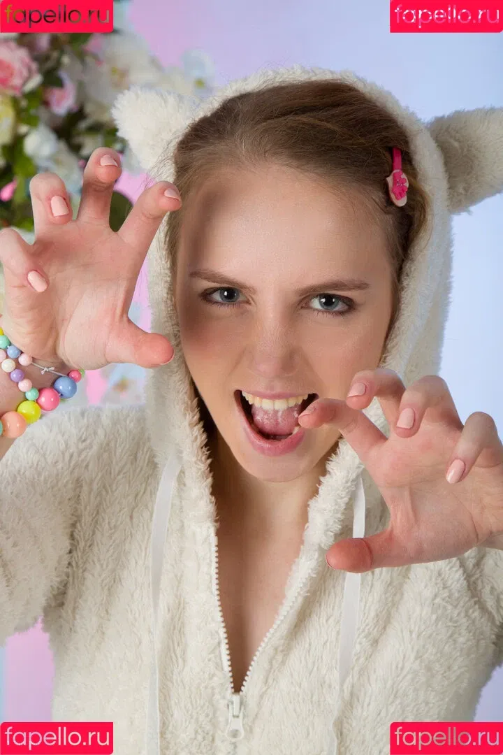 AmourAngels / amourangels_official / jia_lissa Onlyfans Photo Gallery 