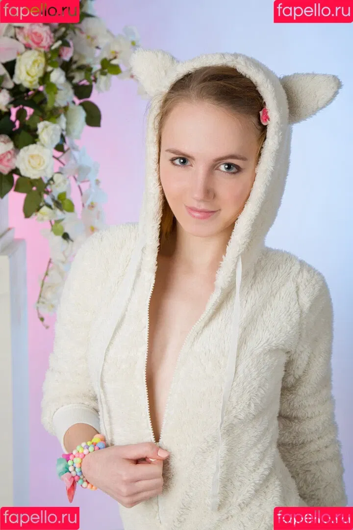 AmourAngels / amourangels_official / jia_lissa Onlyfans Photo Gallery 