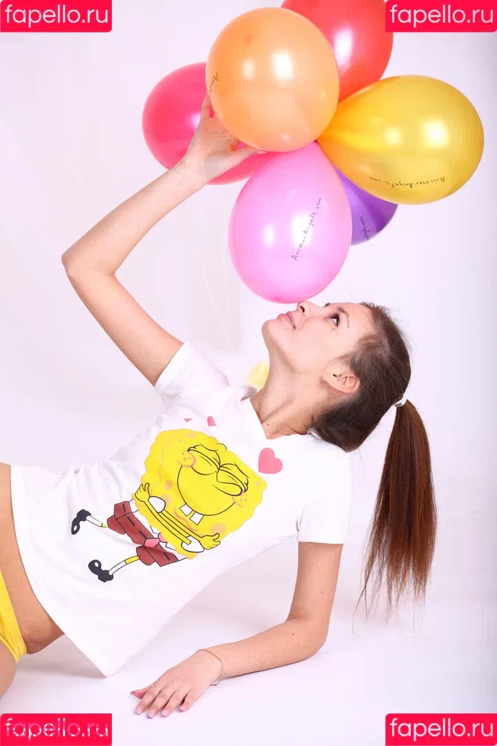 AmourAngels / amourangels_official / jia_lissa Onlyfans Photo Gallery 