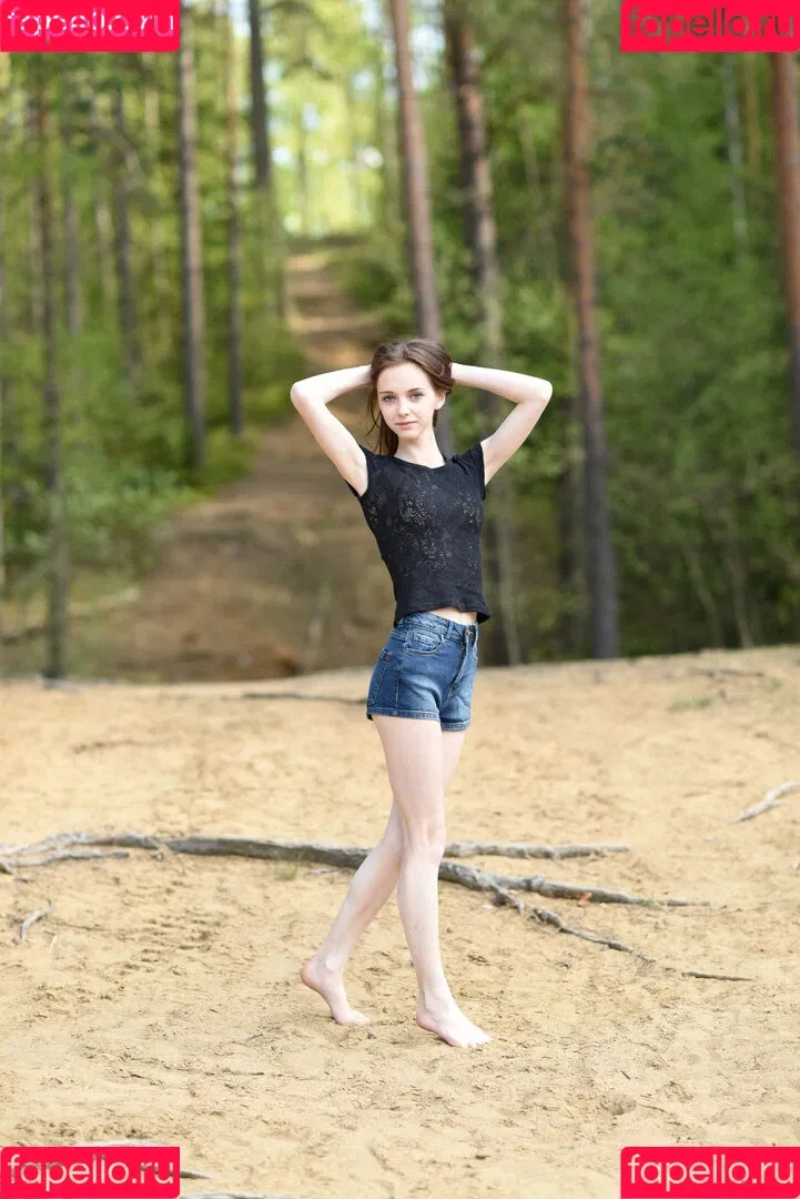 AmourAngels / amourangels_official / jia_lissa Onlyfans Photo Gallery 