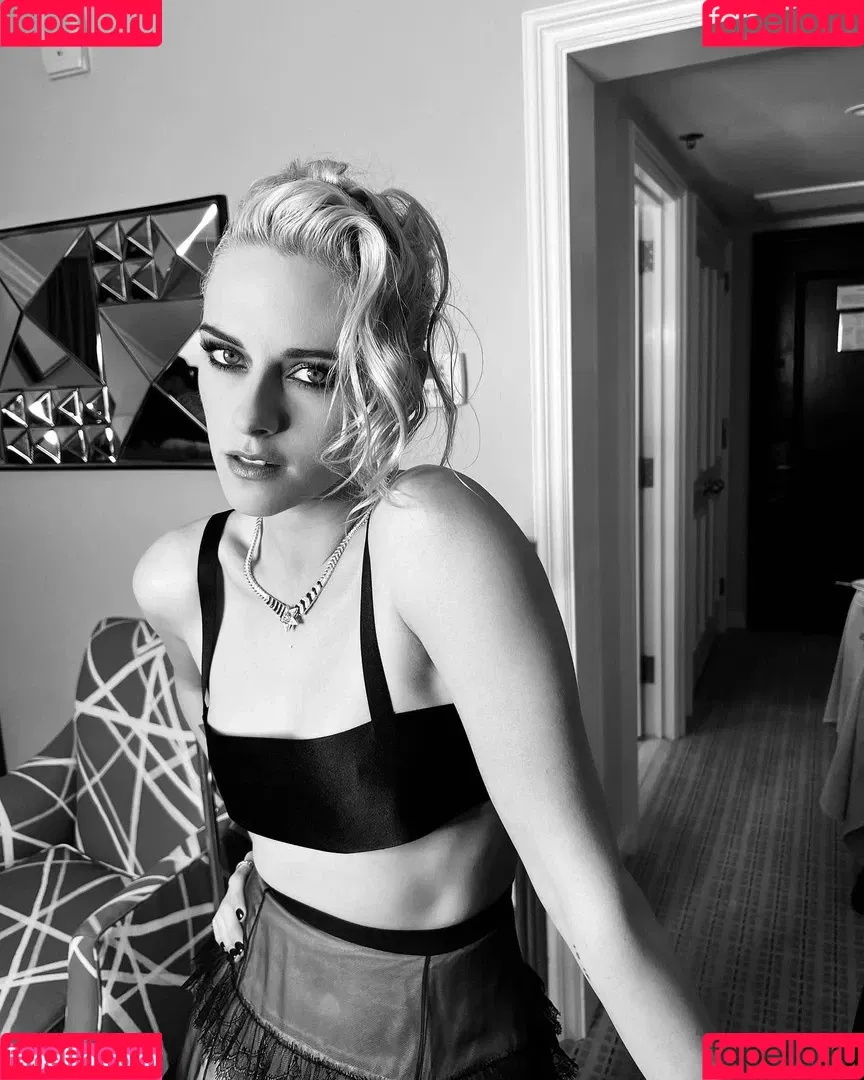 Kristen Stewart / kristenstewart / kristenstewartx Onlyfans Photo Gallery 