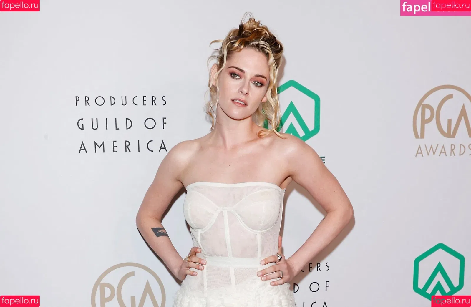Kristen Stewart / kristenstewart / kristenstewartx Onlyfans Photo Gallery 