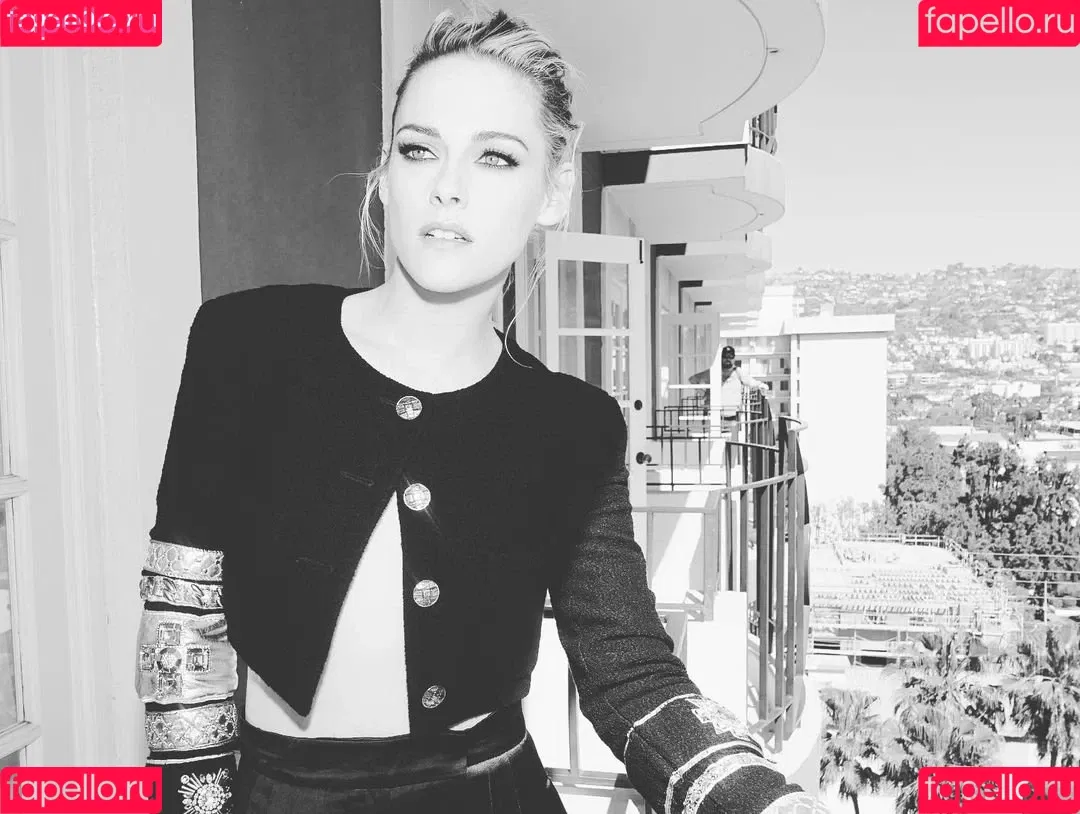 Kristen Stewart / kristenstewart / kristenstewartx Onlyfans Photo Gallery 