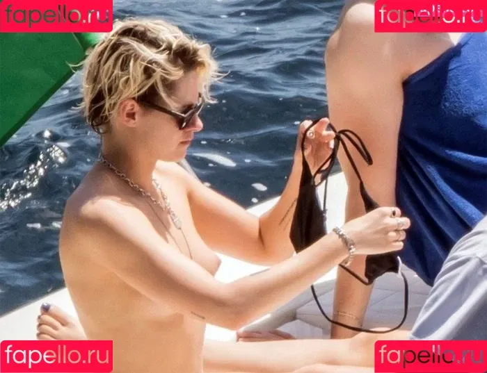 Kristen Stewart / kristenstewart / kristenstewartx Onlyfans Photo Gallery 
