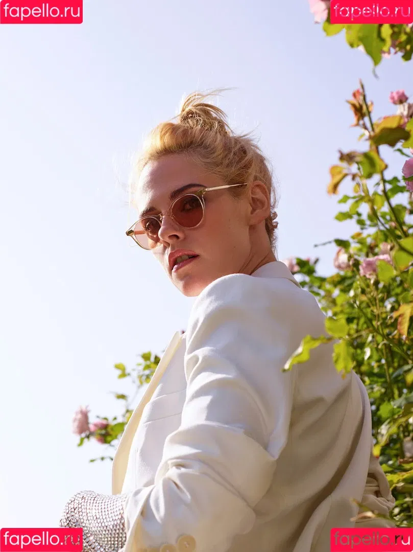 Kristen Stewart / kristenstewart / kristenstewartx Onlyfans Photo Gallery 