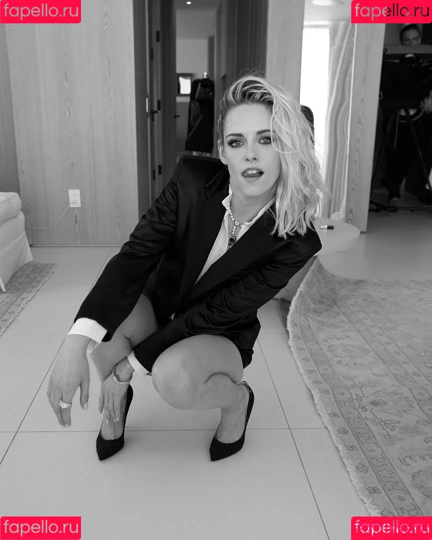 Kristen Stewart / kristenstewart / kristenstewartx Onlyfans Photo Gallery 