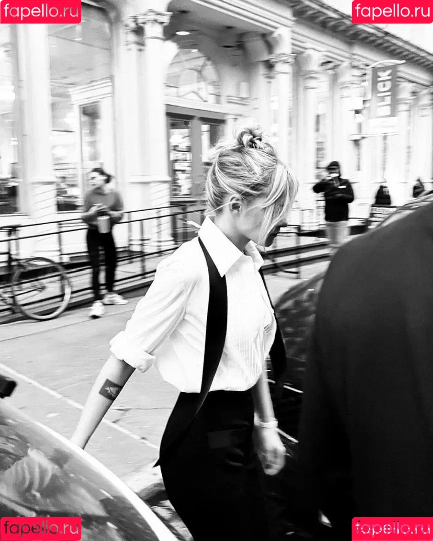 Kristen Stewart / kristenstewart / kristenstewartx Onlyfans Photo Gallery 