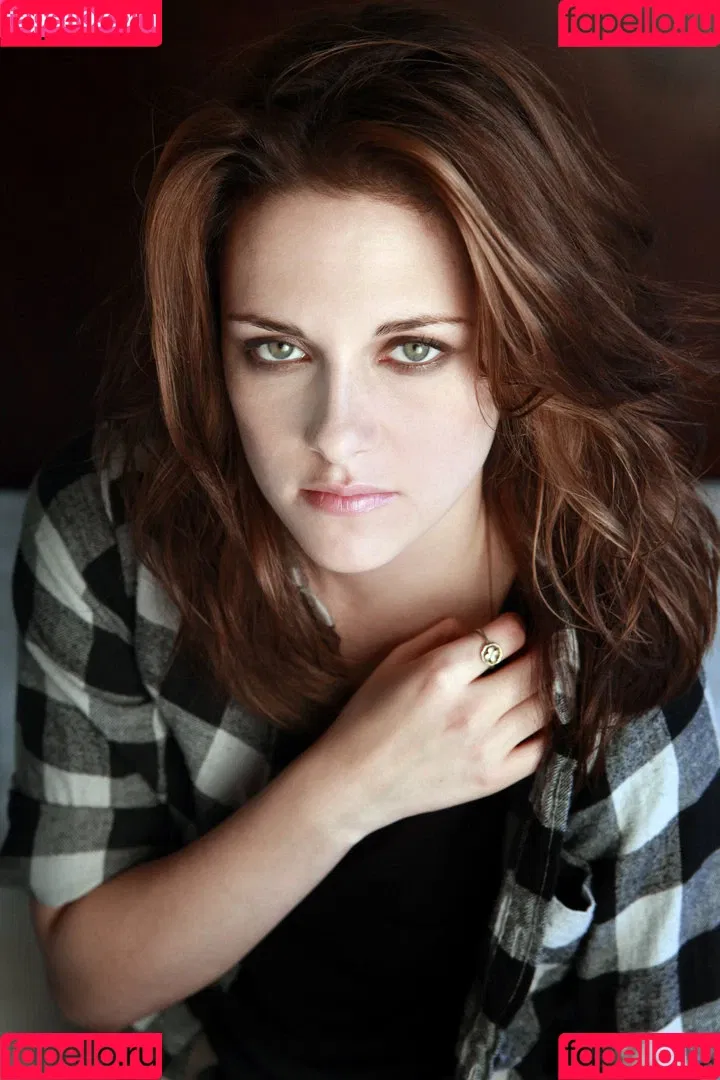 Kristen Stewart / kristenstewart / kristenstewartx Onlyfans Photo Gallery 