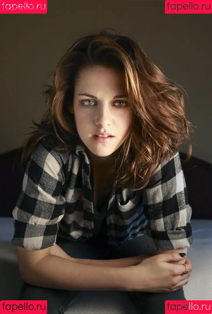 Kristen Stewart / kristenstewart / kristenstewartx Onlyfans Photo Gallery 