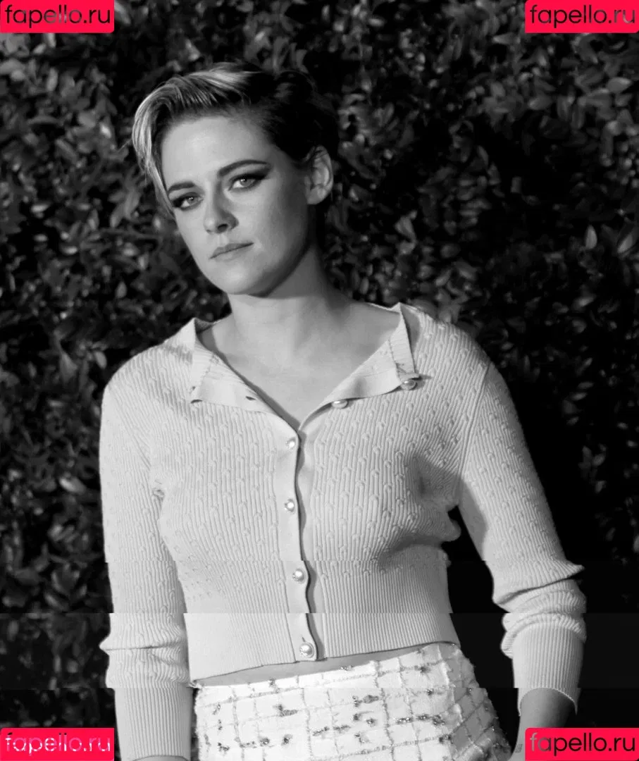 Kristen Stewart / kristenstewart / kristenstewartx Onlyfans Photo Gallery 