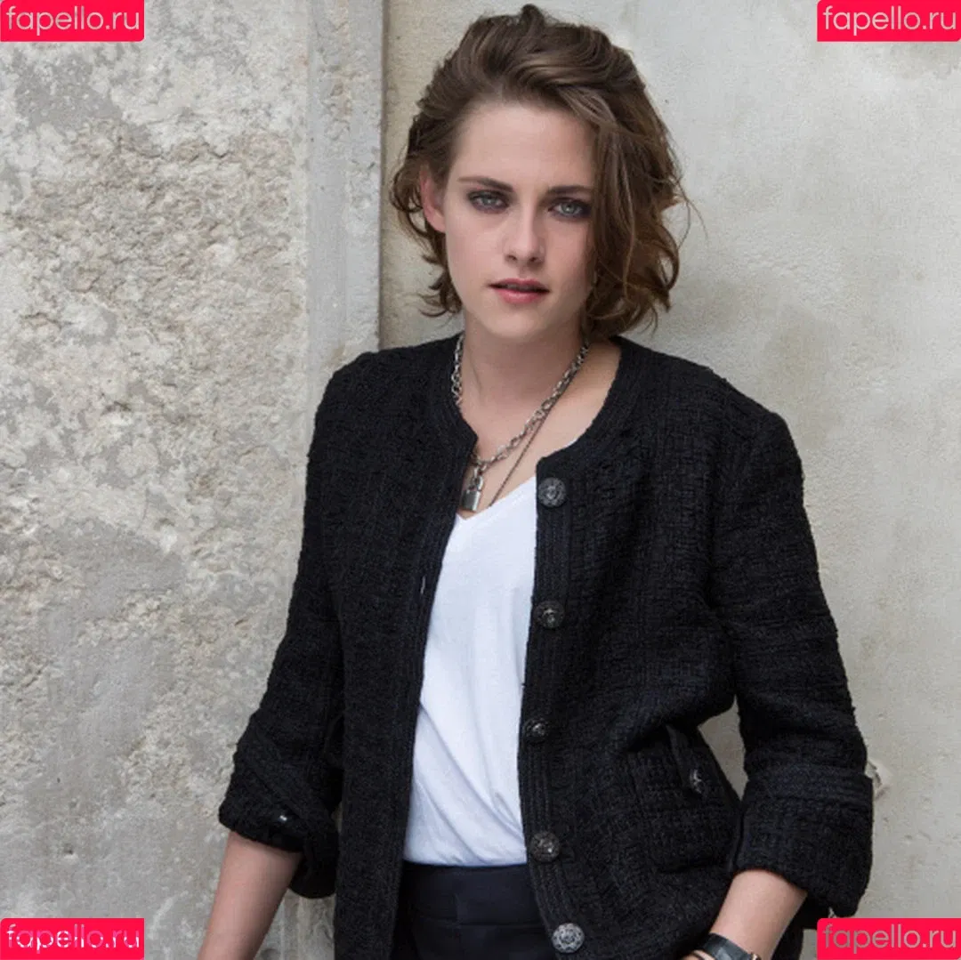 Kristen Stewart / kristenstewart / kristenstewartx Onlyfans Photo Gallery 