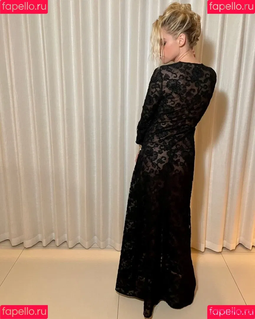 Kristen Stewart / kristenstewart / kristenstewartx Onlyfans Photo Gallery 