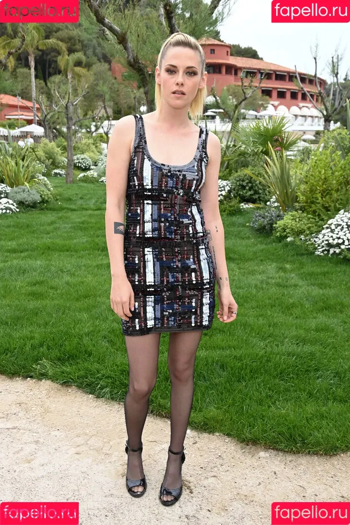 Kristen Stewart / kristenstewart / kristenstewartx Onlyfans Photo Gallery 